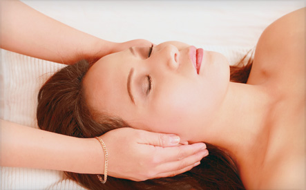 In person Reiki session 45 minutes (hands off )